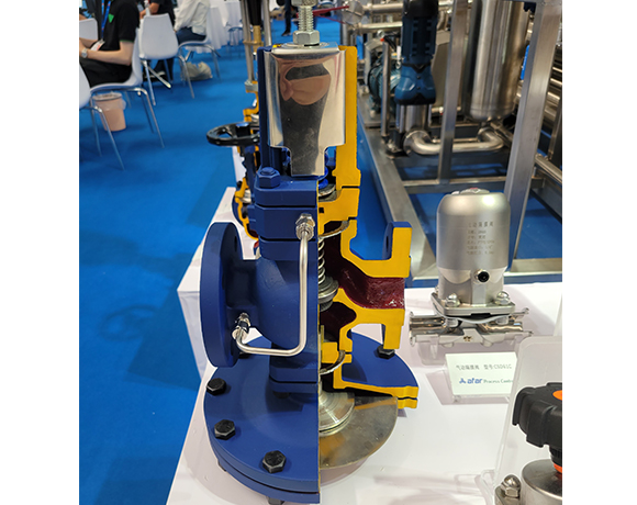 Pilot-operated reducing valves